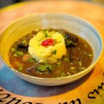 Boeuf Bourguignon , ecrasée de pommes de terre